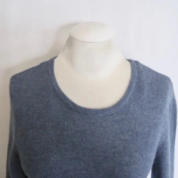 Claudia Nichole Petite Bell-Sleeve Peplum Sweater - Picture 2 of 8